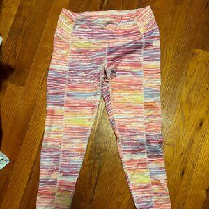 MULTI COLORED LEGGINGS SIZE LARGE
